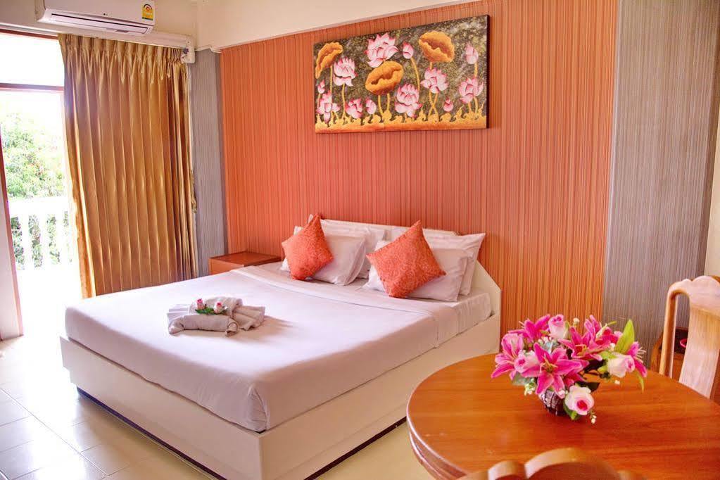 The Sun Resort & Spa Pattaya Exterior photo